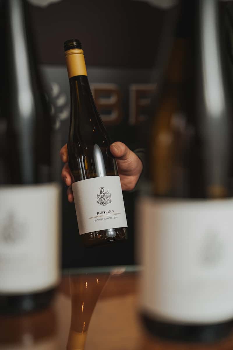 business foto weinflasche