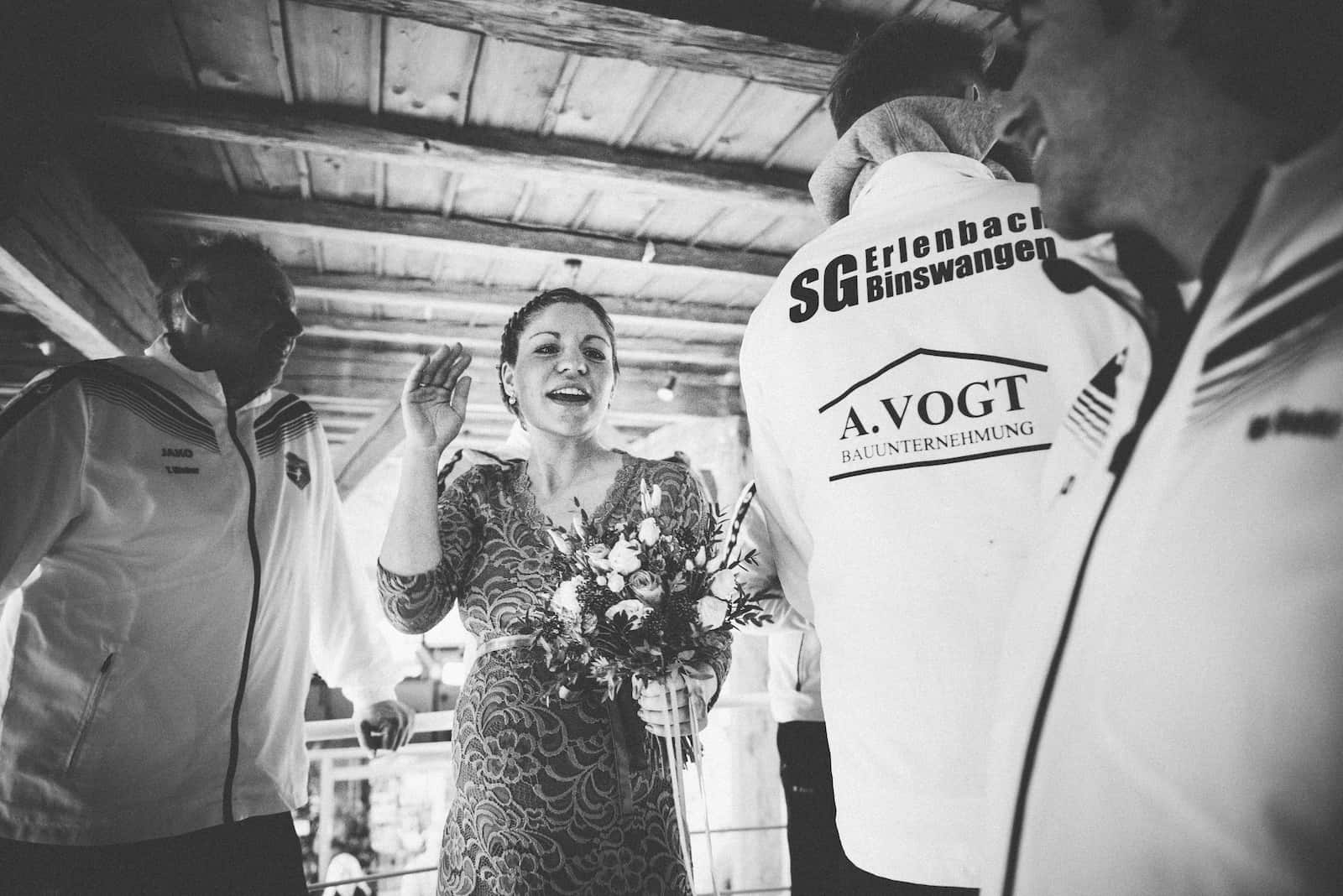 Standesamt Fotografie in Erlenbach, festgehalten von einem professionellen Fotografen