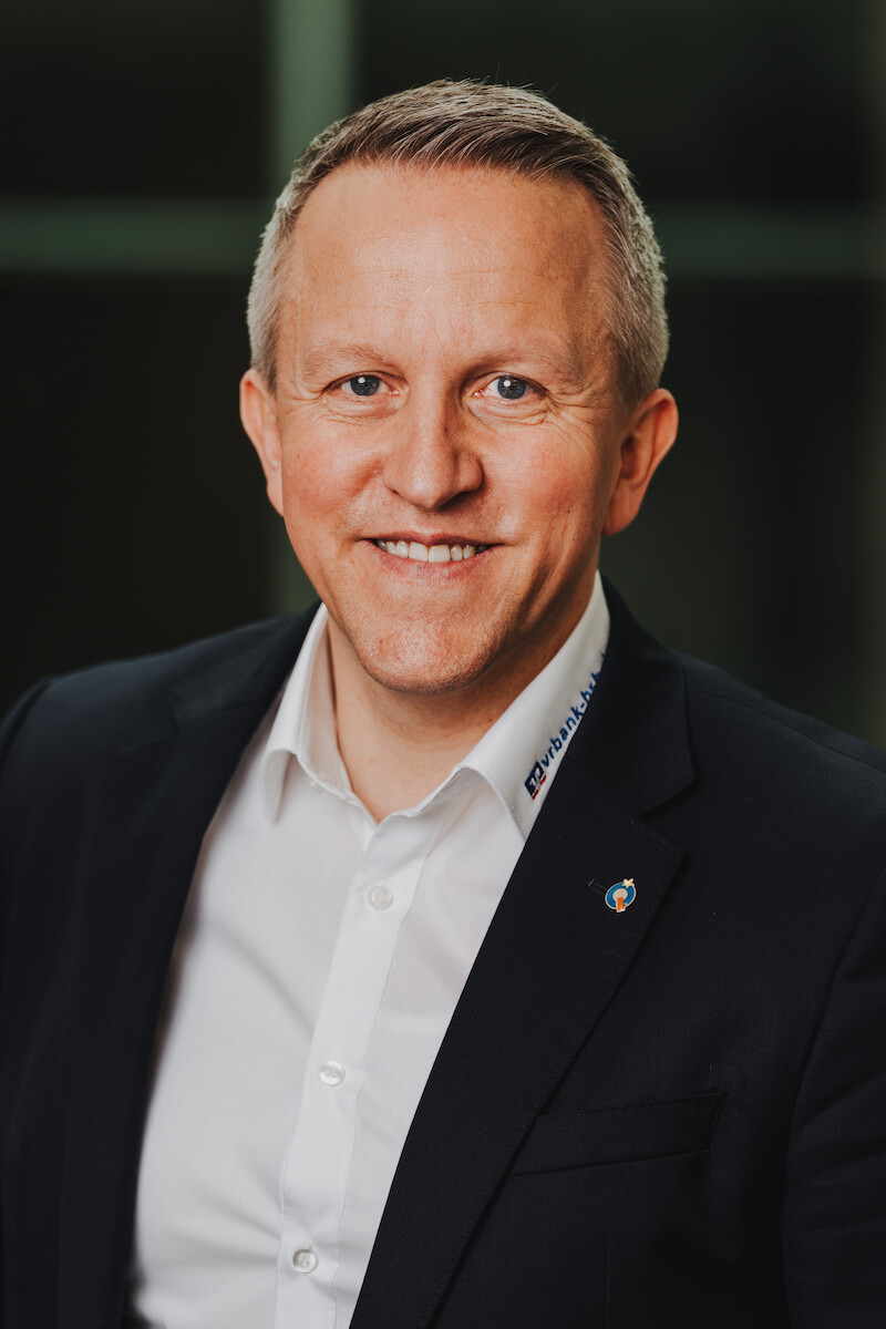 Businessporträt eines Mannes in Schwäbisch Hall, aufgenommen vom Eventfotografen Niklas Hesser.